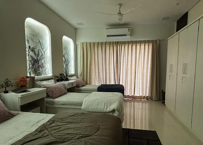 Starlivinn - Students Hostel Yearly Stays